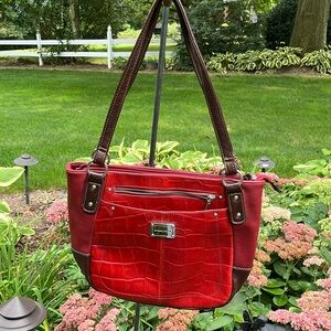 Stone Mountain over the shoulder bag GUC